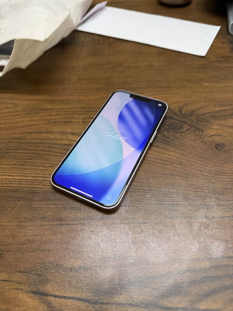 Apple iPhone 14 4