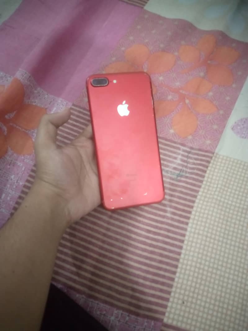 Apple iPhone 7 Plus 0