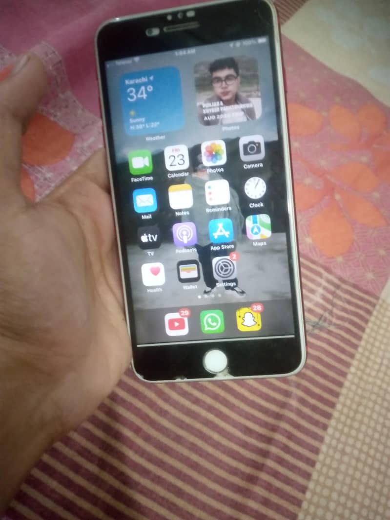Apple iPhone 7 Plus 2