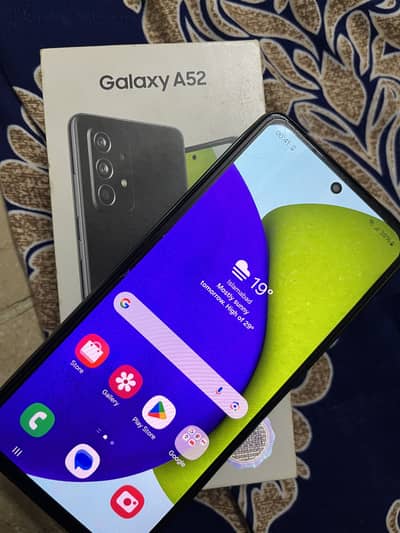 Samsung Mobile A52