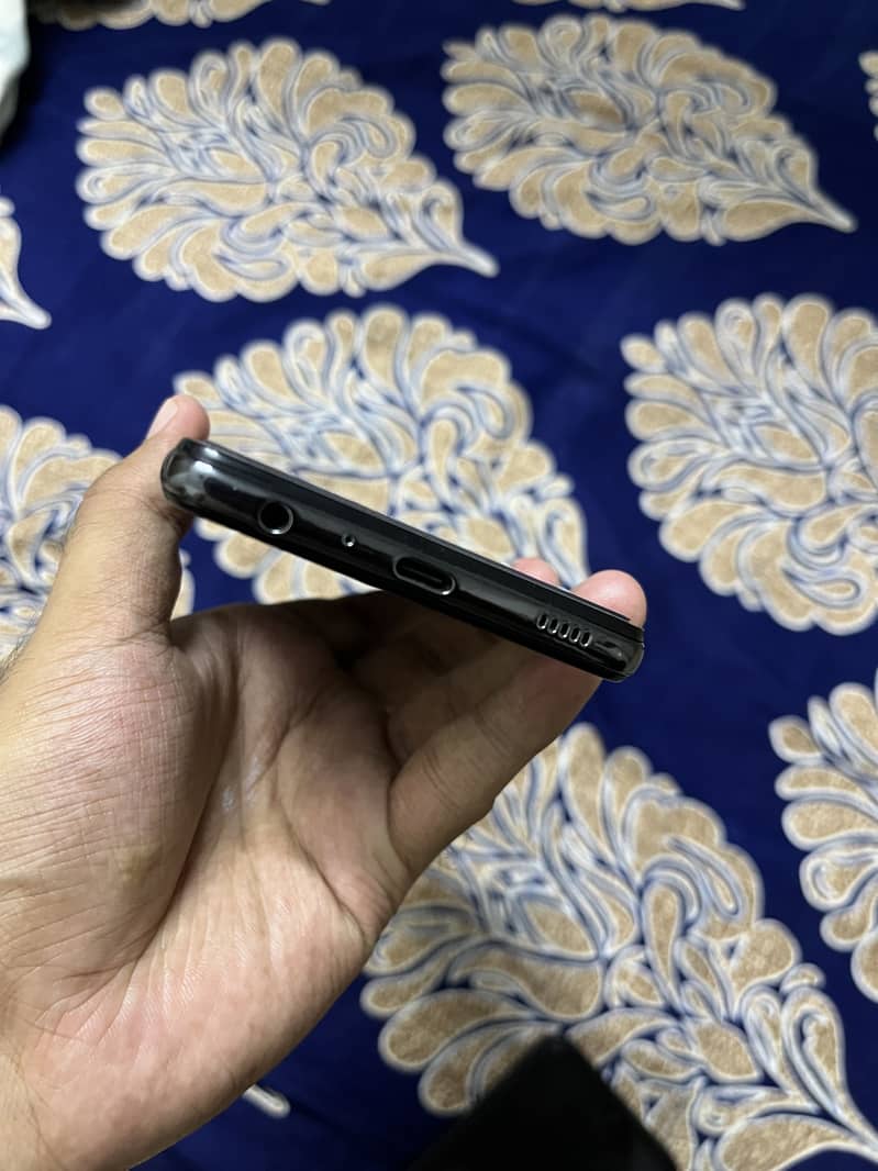 Samsung Mobile A52 4