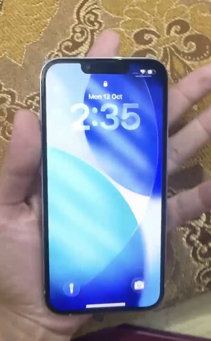 Apple iPhone 13 Pro 2