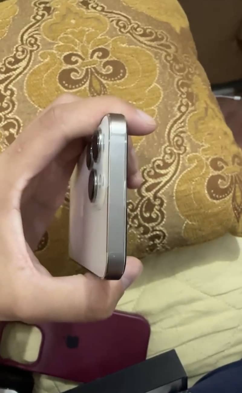Apple iPhone 13 Pro 3