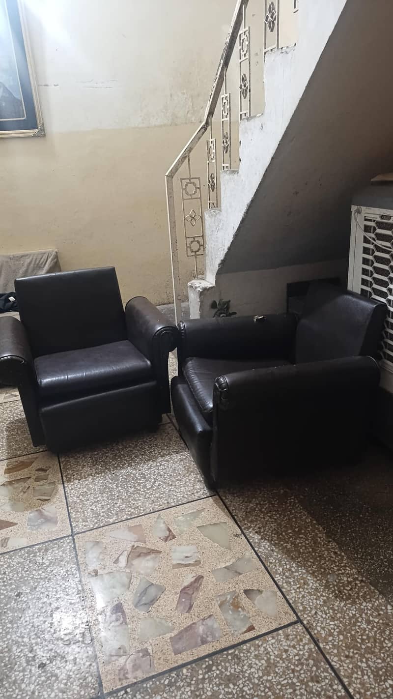 2 small sofa 1