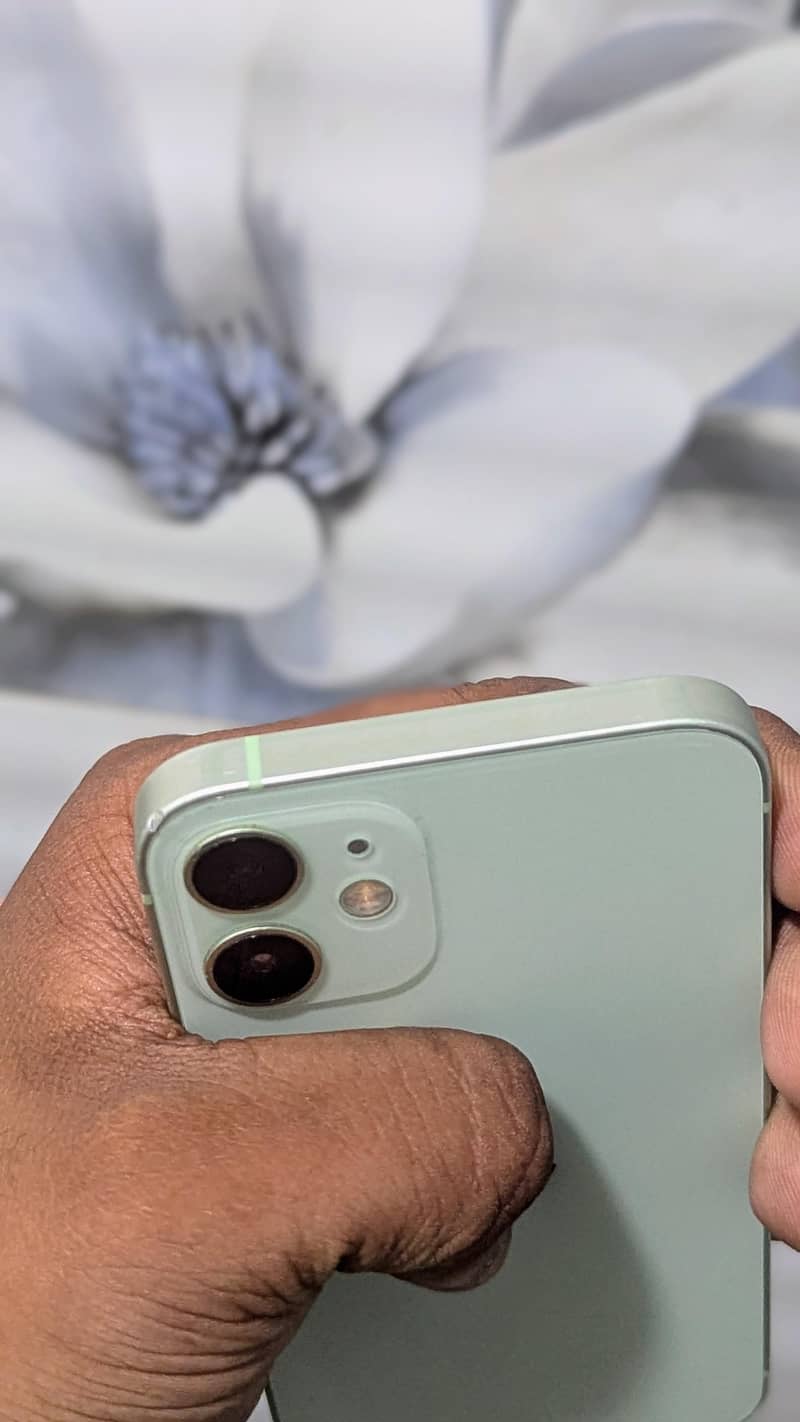 Apple iPhone 12 mini 5