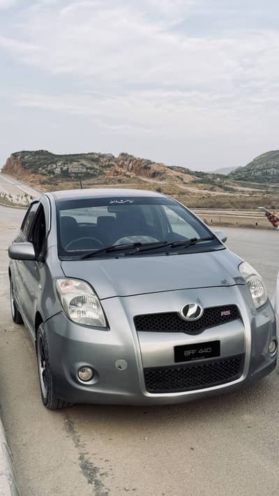 Toyota Vitz 2007