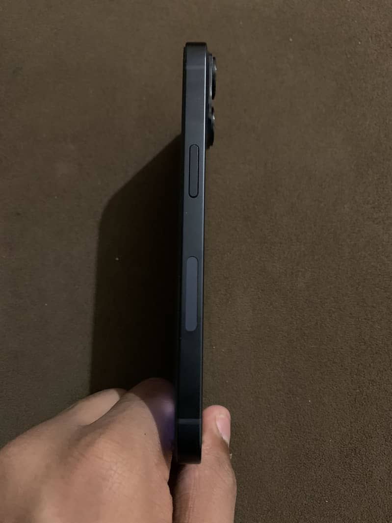 Apple iPhone 14 2