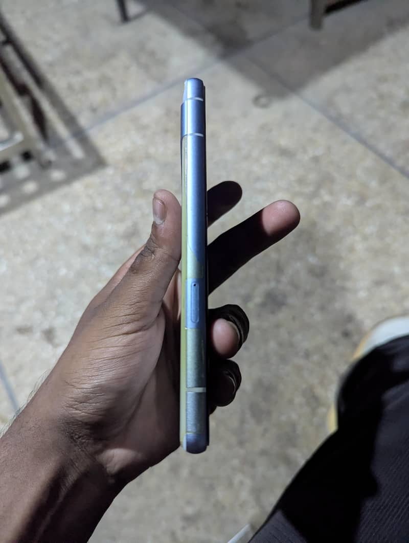 Google Pixel 7a 4