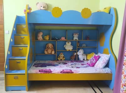 BUNK BED FOR SALE.
