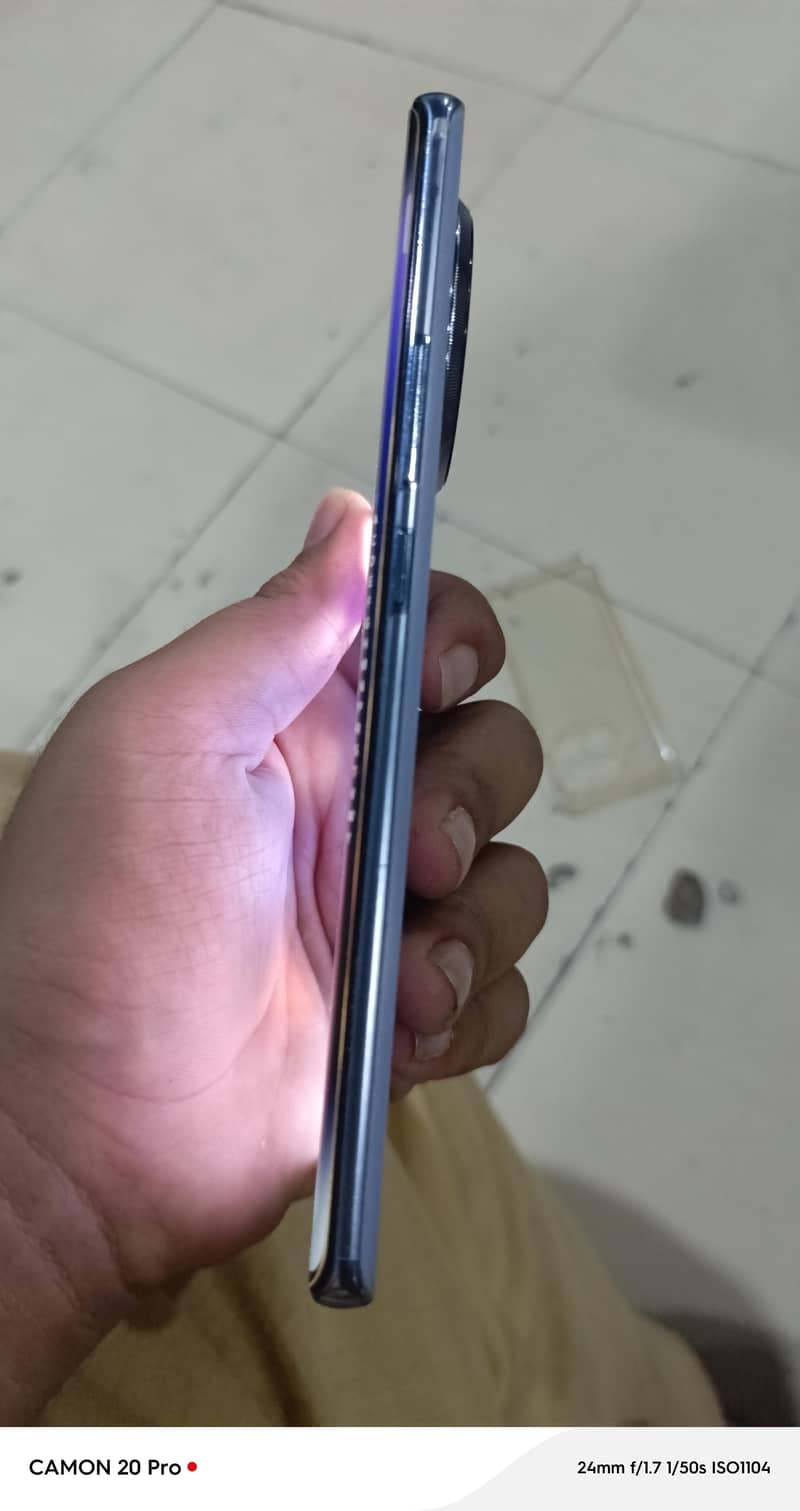 Tecno CAMON 30S 4