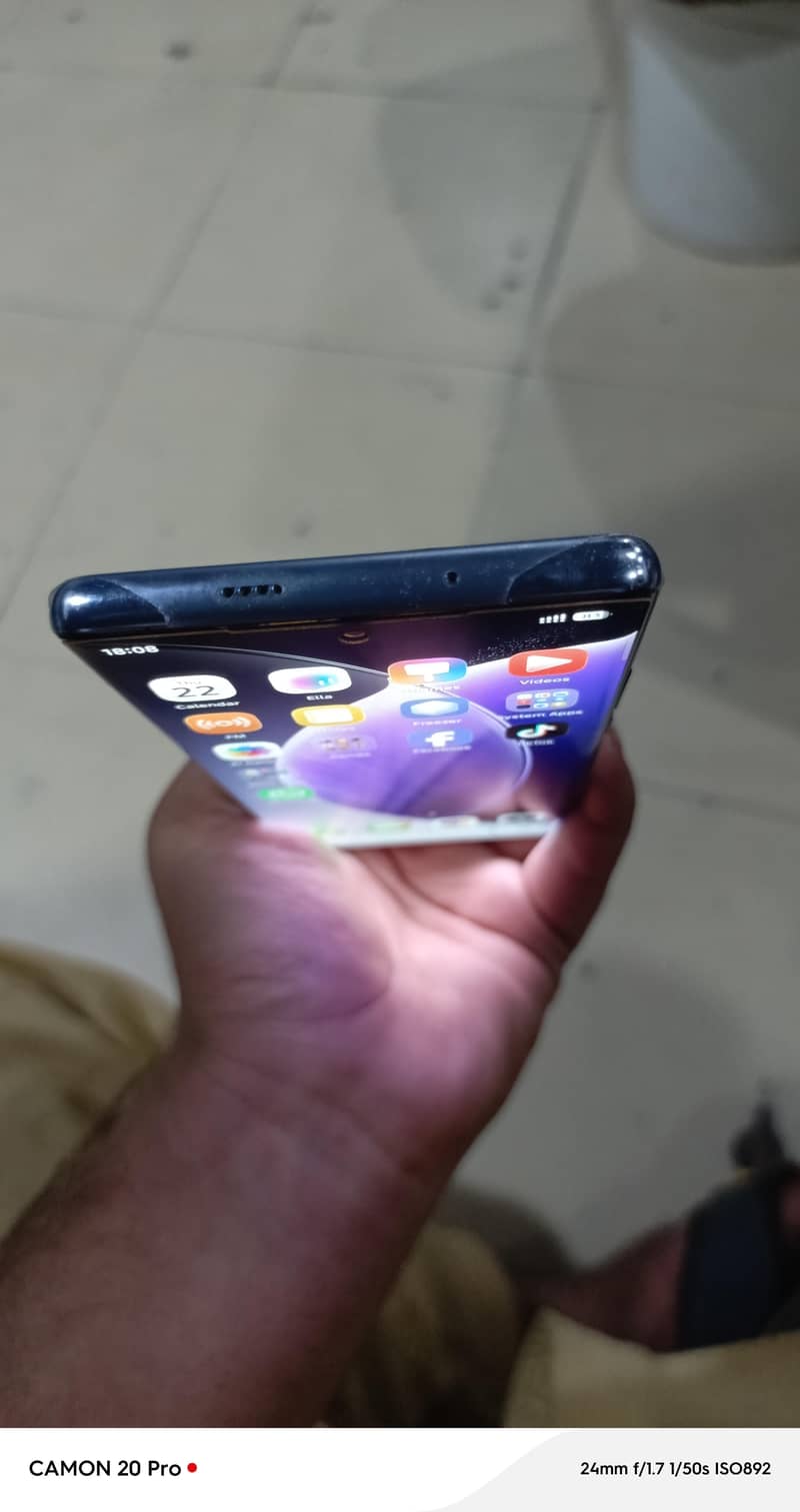 Tecno CAMON 30S 6