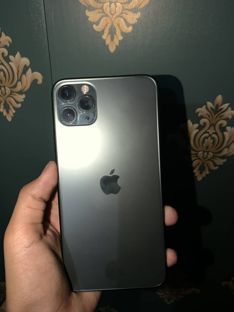 Apple iPhone 11 Pro Max 0