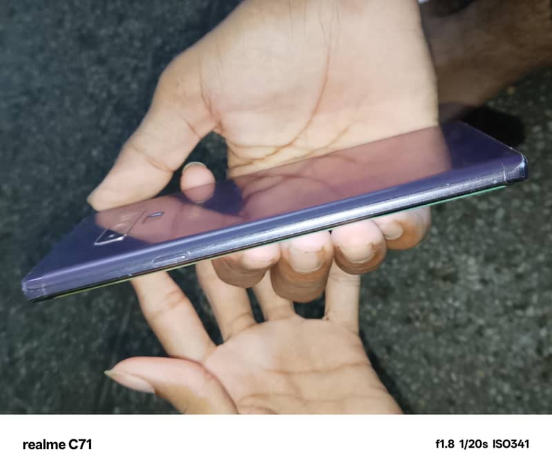 Samsung Mobile Note 9 3