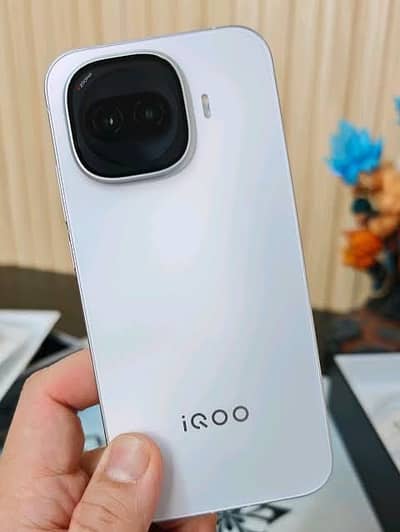Vivo iQOO z11 turbo 10/10 all ok gaming phone