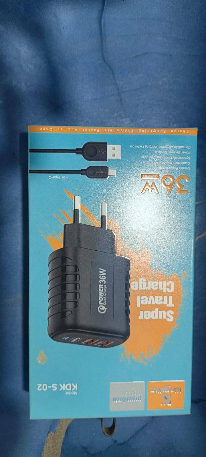 Chargr/ Handfre/ Cable/ 4