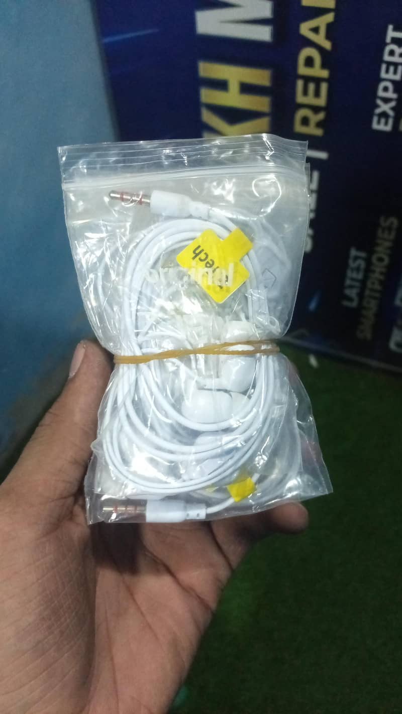 Chargr/ Handfre/ Cable/ 18