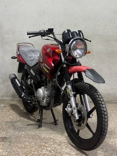 Yamaha ybr125g 2017 model ( japniess model )