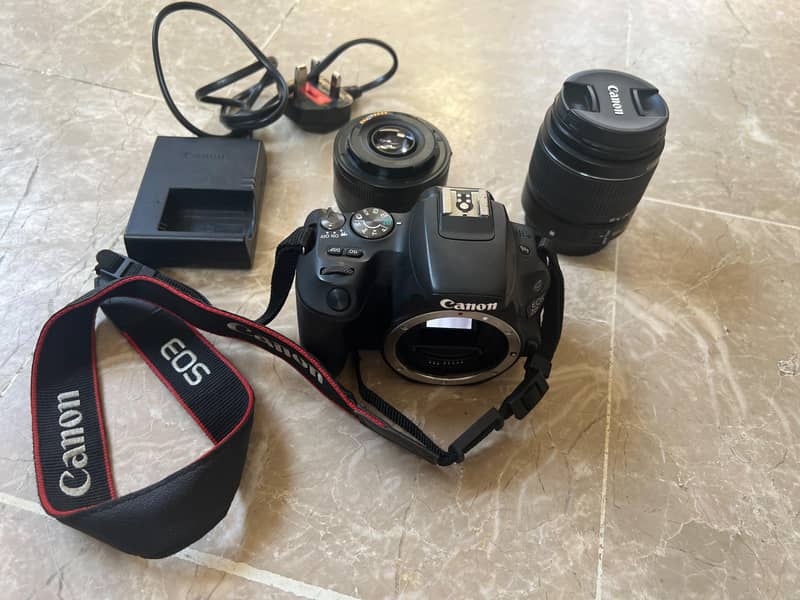 DSLR camera for sell. 2