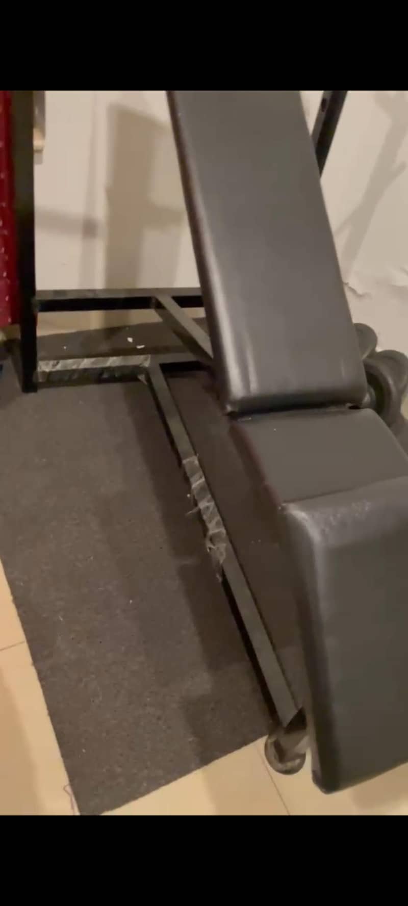 Full home gym setup(bench+plates+dumbles+machine) 9