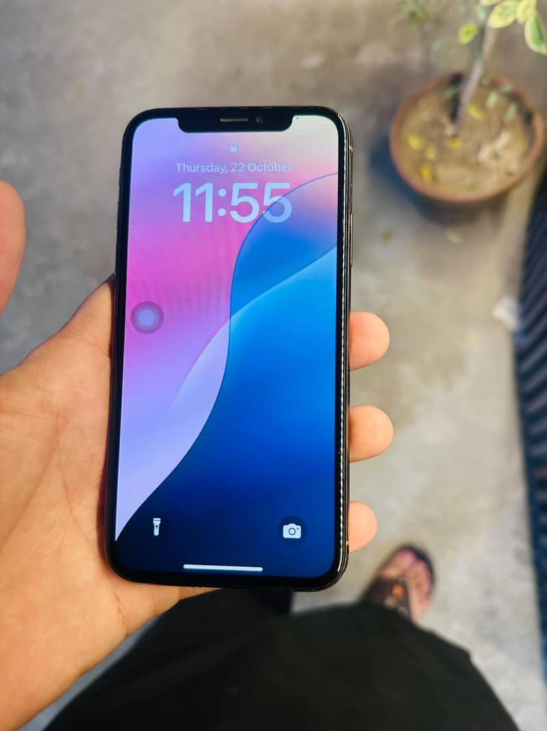 Apple iPhone XS 1