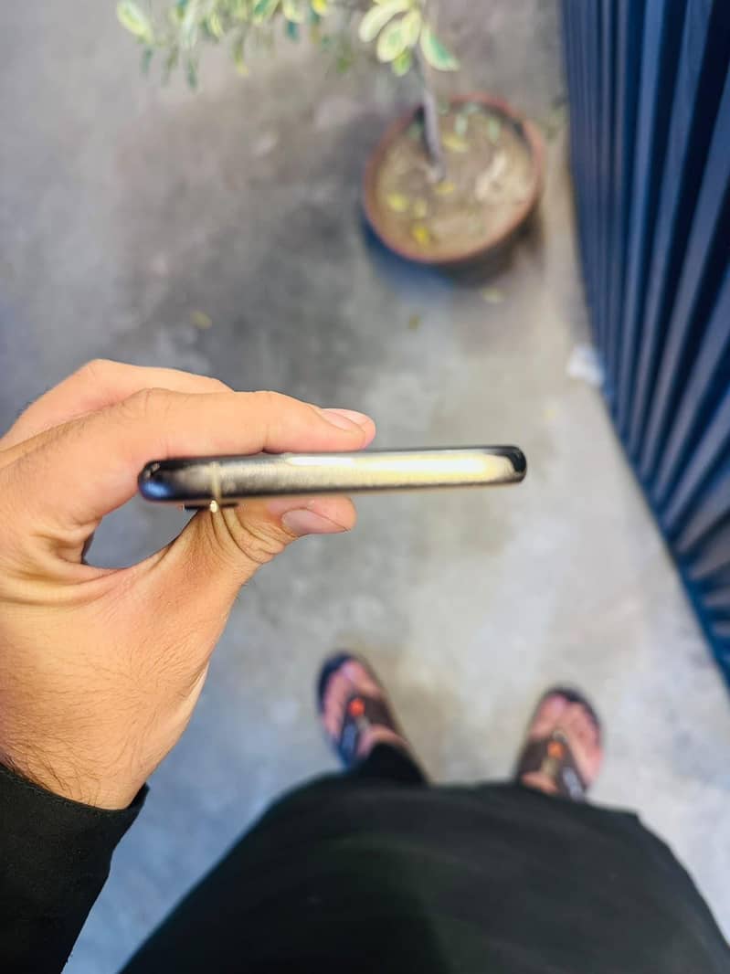 Apple iPhone XS 2