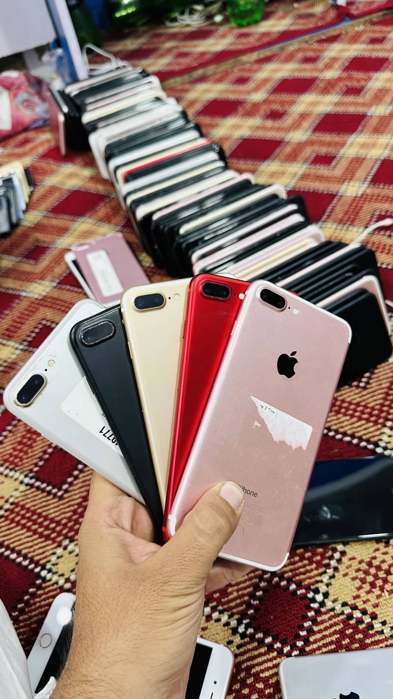 Apple iPhone 7 Plus 0