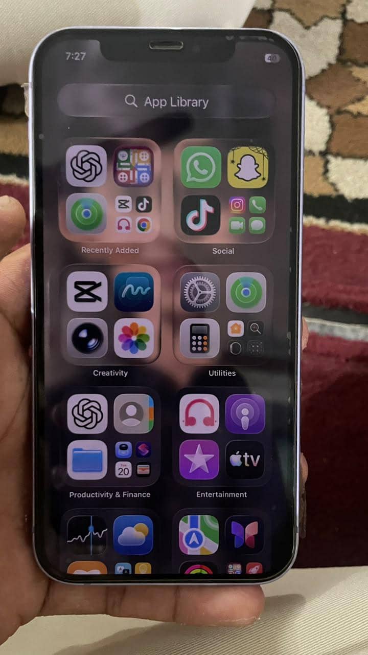Apple iPhone 12 1