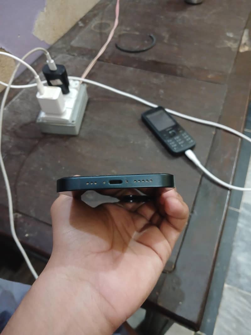 Apple iPhone 14 Jv 3