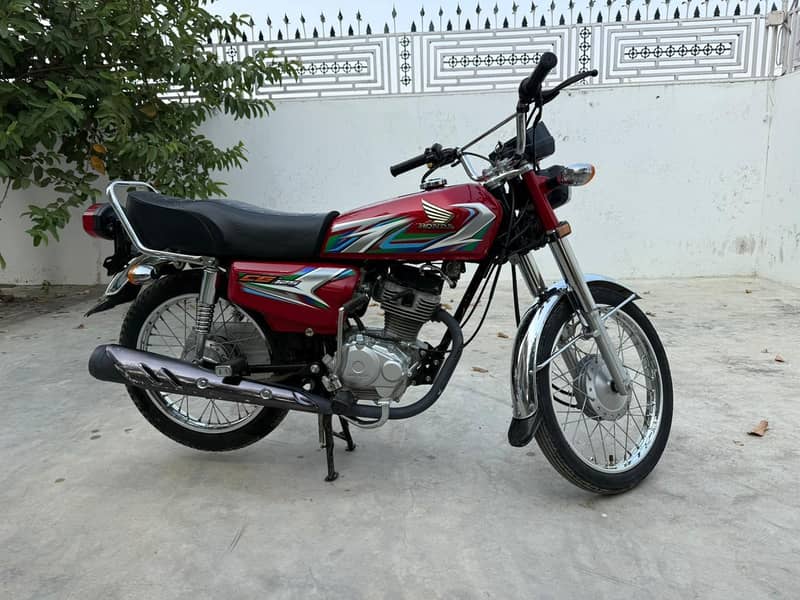 2023 model 125 cg 2