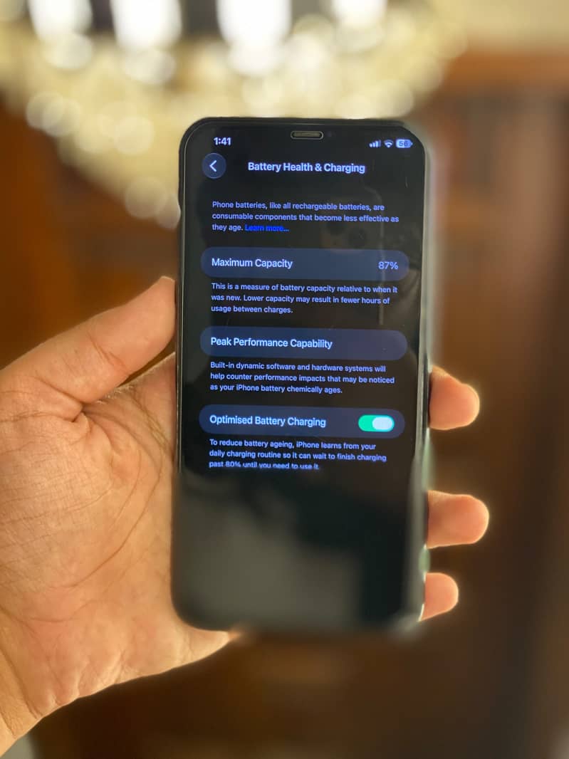 Apple iPhone 11 Pro Max 4