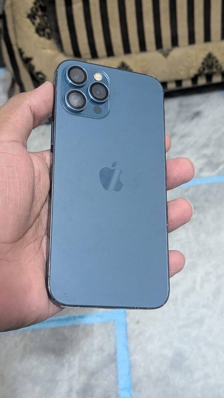 Apple iPhone 12 Pro Max 1
