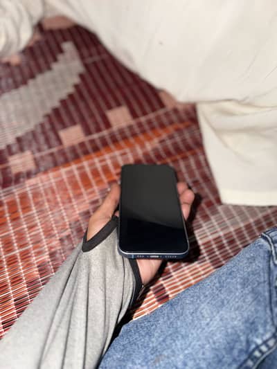 Apple iPhone 14