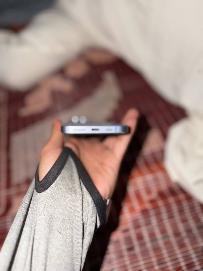 Apple iPhone 14 1