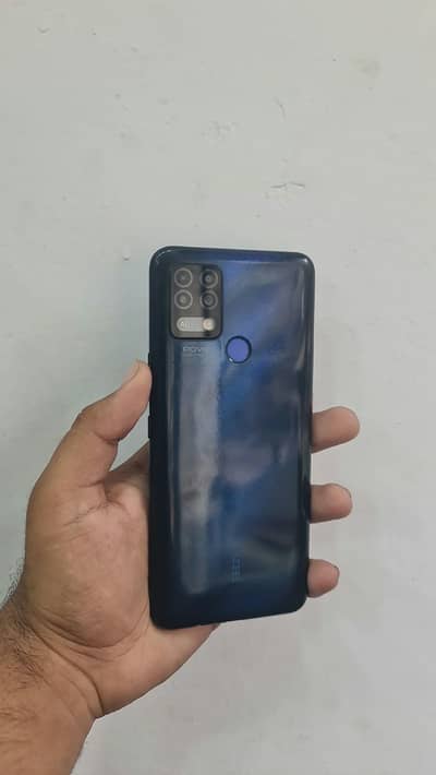 Tecno Pova 6/128