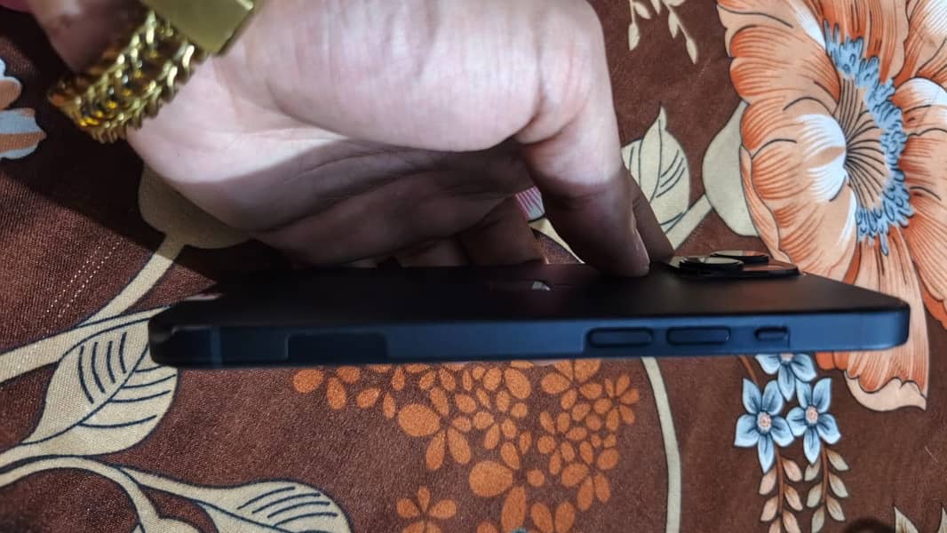 Apple iPhone 14 1