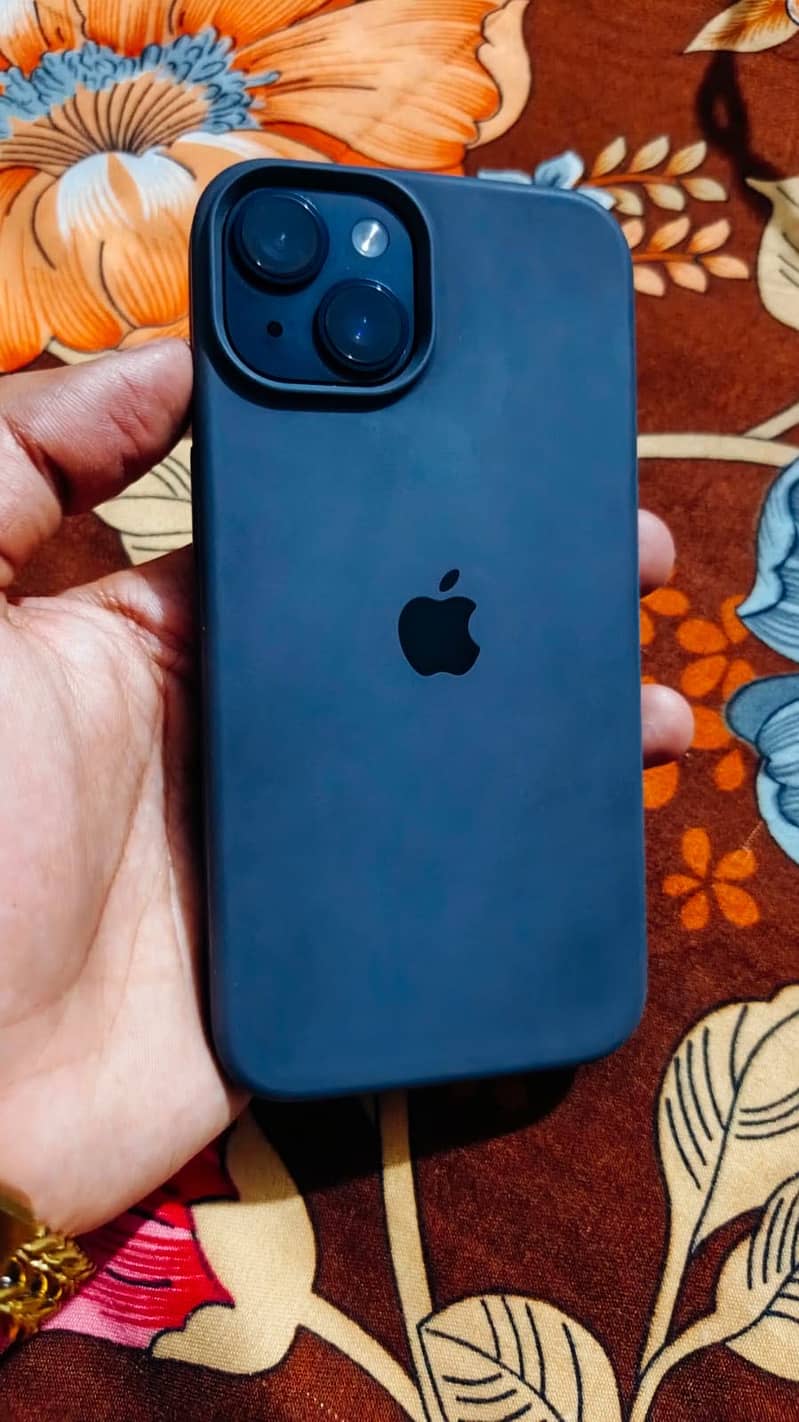 Apple iPhone 14 4