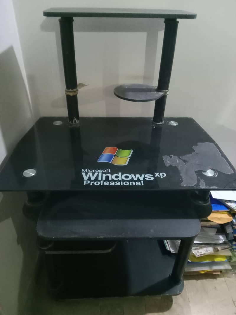 computer table - Other Household Items - 1120773228