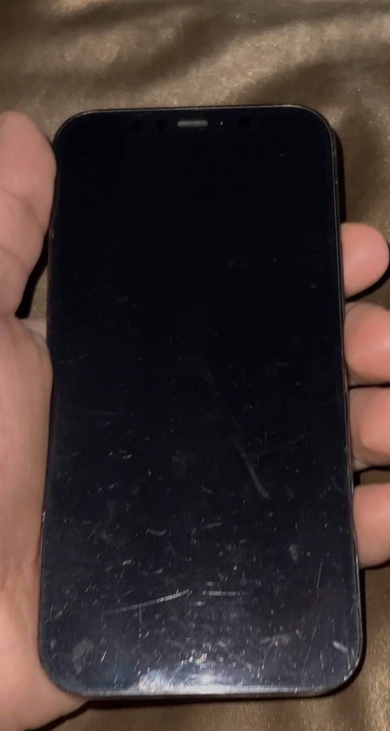 Apple iPhone 12 Pro jv 2
