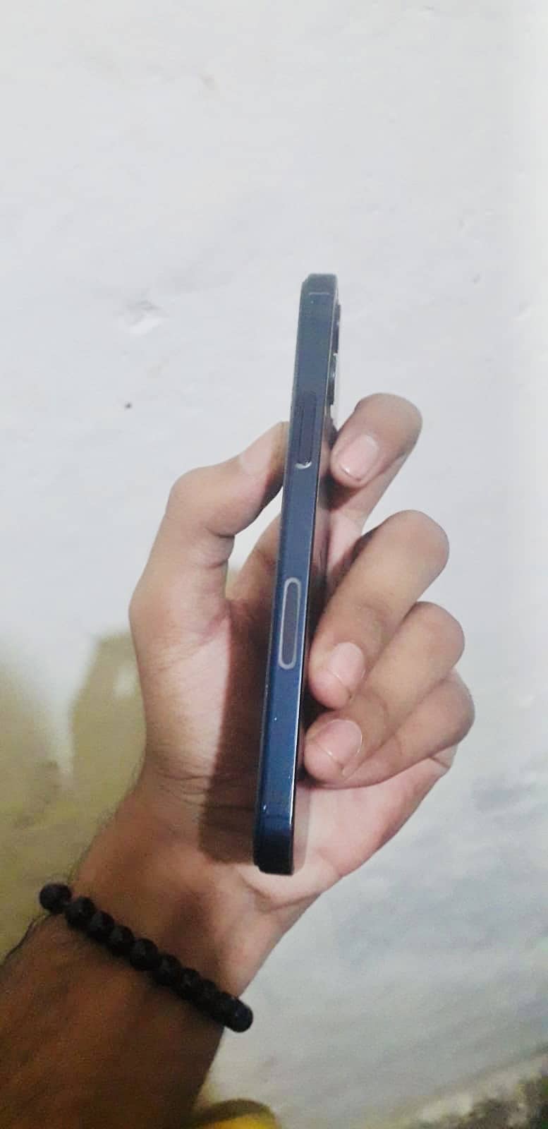 Apple iPhone 12 3