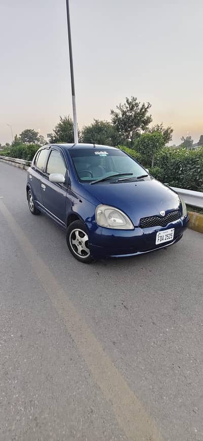 Toyota Vitz 2000