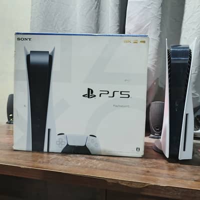 PS5 Fat Disc 825GB with Box | 2 Controllers | PS Plus Premium