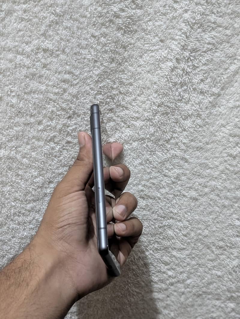 Google Pixel 7a 3