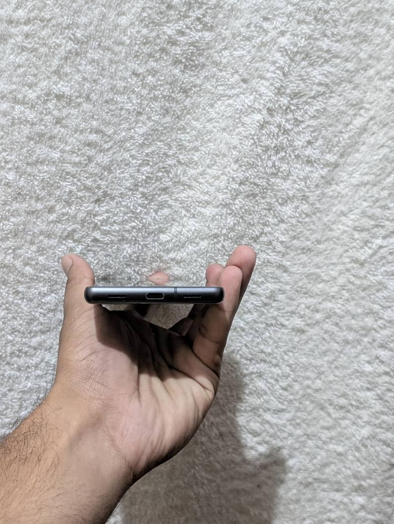 Google Pixel 7a 5