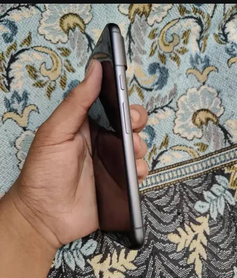 Google Pixel 8 1