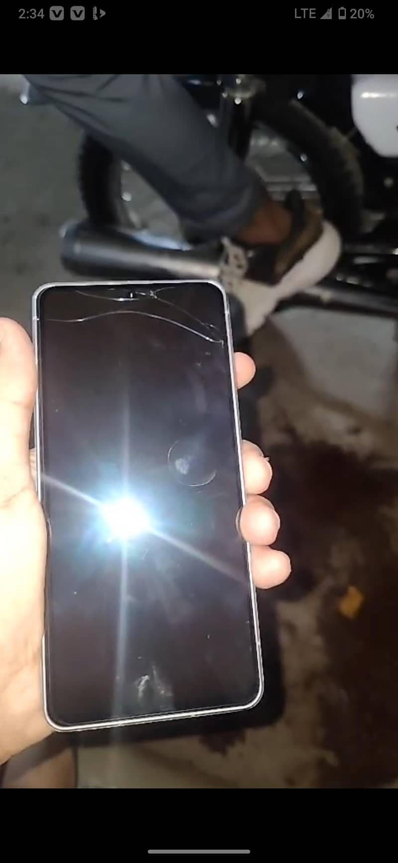 Sharp Aquos Sense7 1