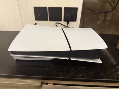 PlayStation 5 (Disc version 1 TB)