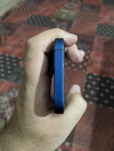 Apple iPhone 12 mini