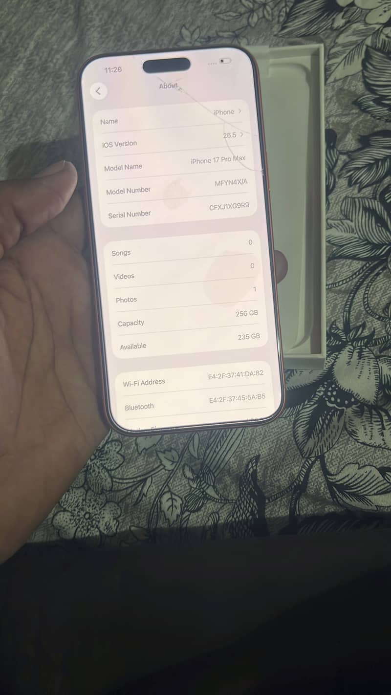 Apple iPhone 17 Pro Max 0