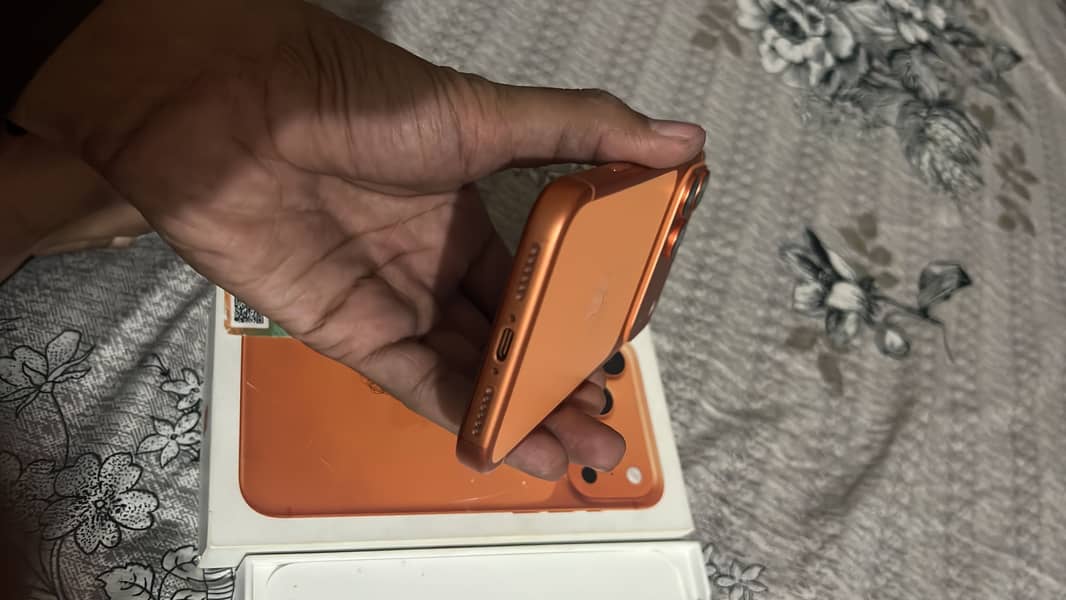 Apple iPhone 17 Pro Max 2
