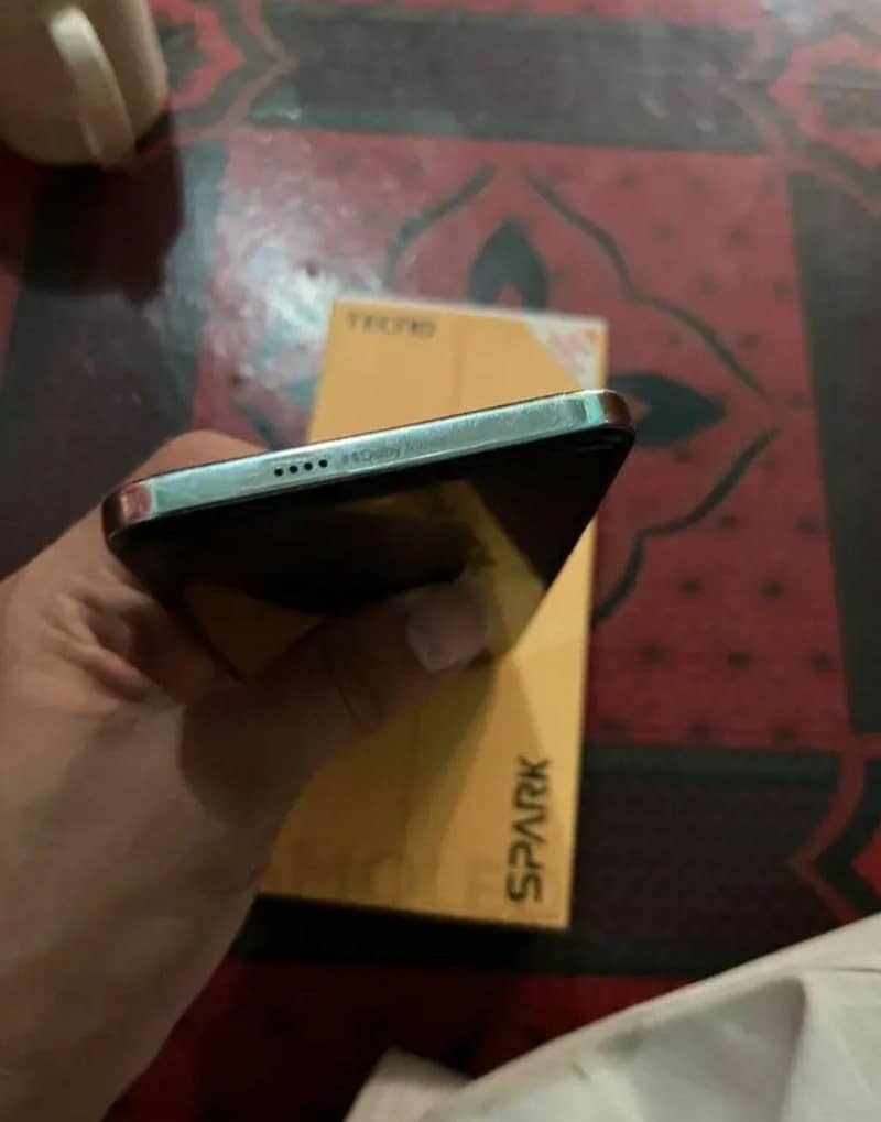 Tecno SPARK 30 Pro 2